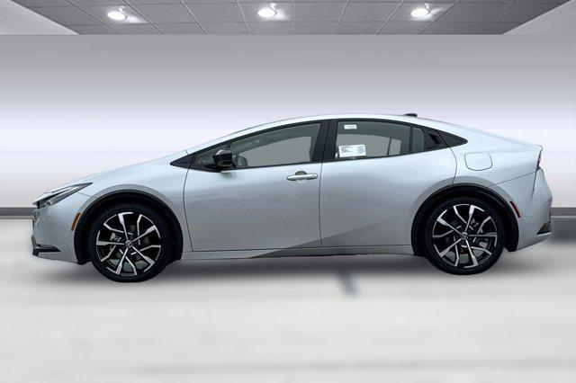 new 2026 Toyota Prius Plug-In Hybrid car, priced at $39,928