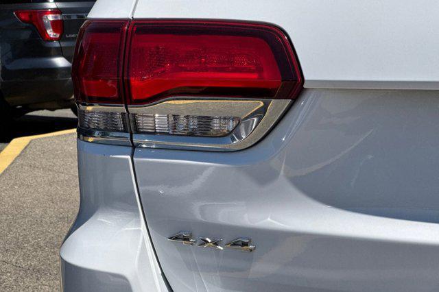 used 2020 Jeep Grand Cherokee car, priced at $23,998