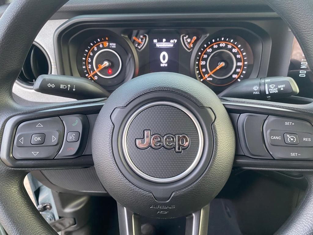 new 2025 Jeep Gladiator car, priced at $44,000