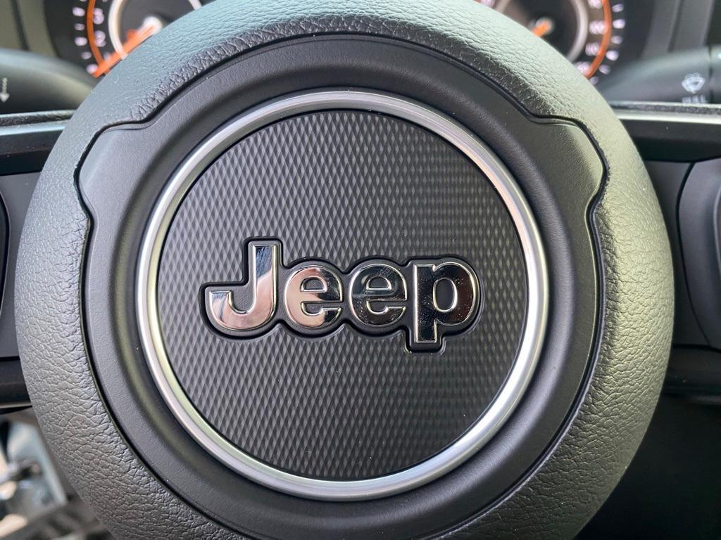 new 2025 Jeep Gladiator car, priced at $44,000