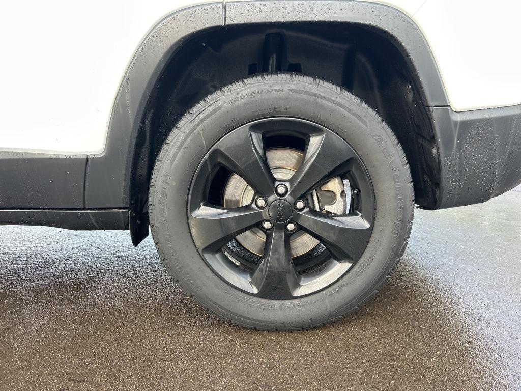 used 2019 Jeep Cherokee car, priced at $20,800