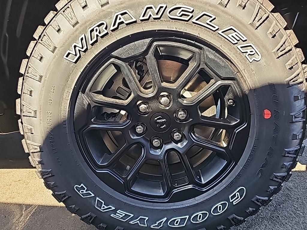 new 2025 Ram 1500 car, priced at $69,553