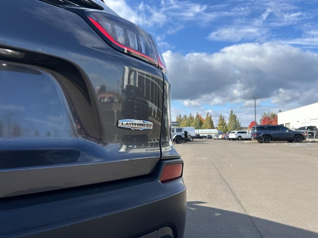 used 2022 Jeep Cherokee car, priced at $24,382