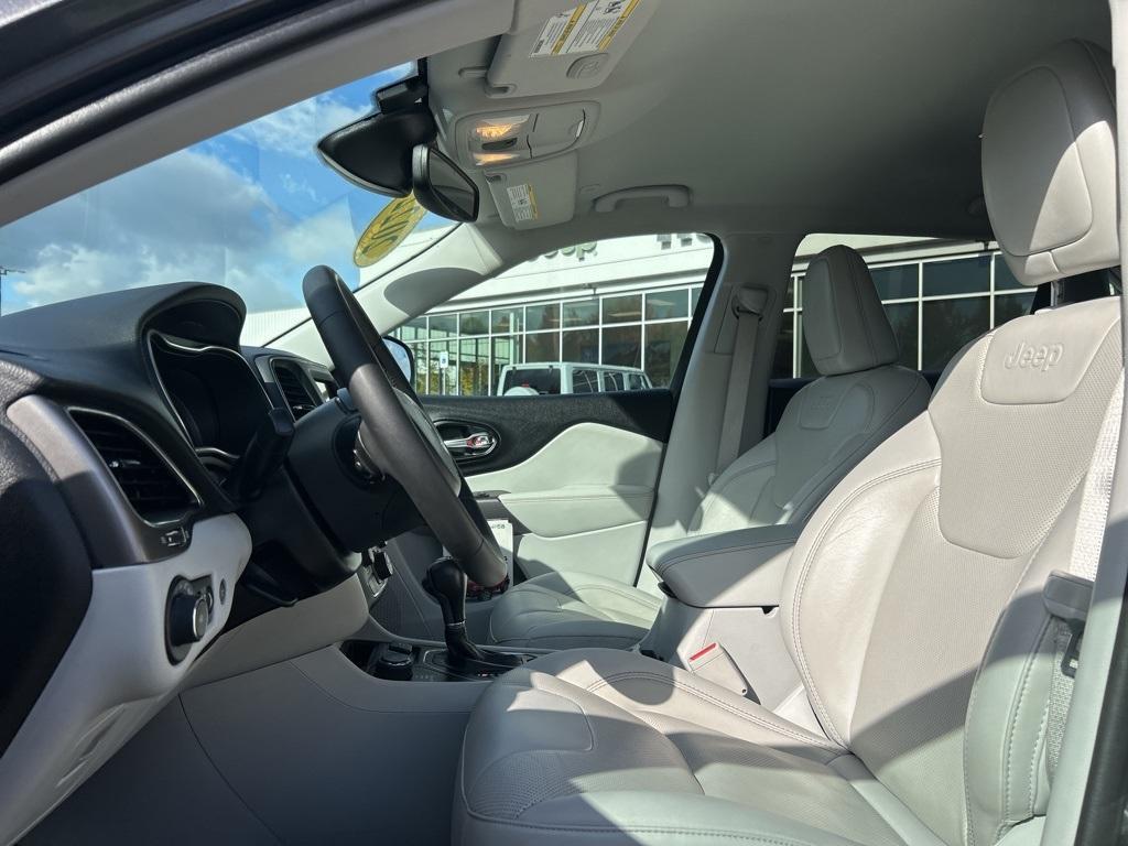 used 2022 Jeep Cherokee car, priced at $24,382