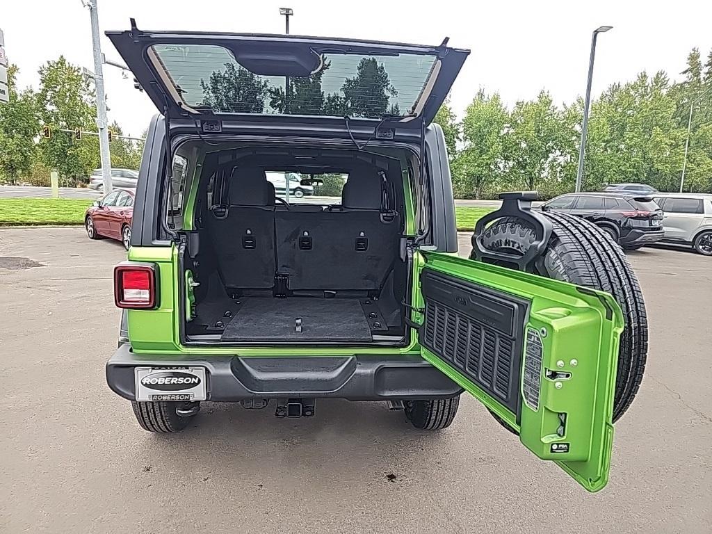 new 2025 Jeep Wrangler car, priced at $41,598