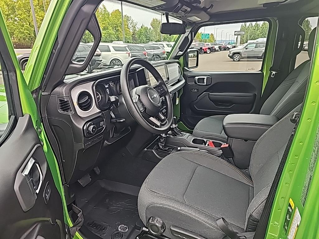 new 2025 Jeep Wrangler car, priced at $41,598