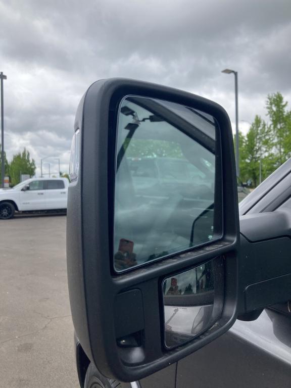 new 2025 Ram 1500 car, priced at $65,739