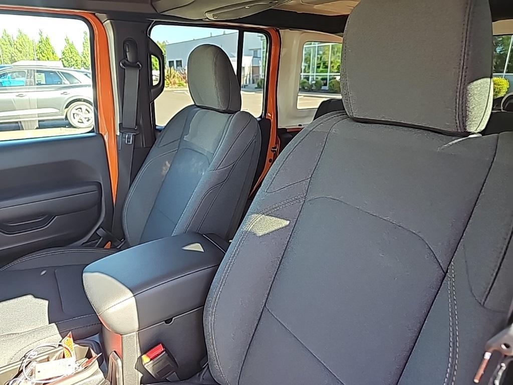 new 2025 Jeep Wrangler car, priced at $44,368