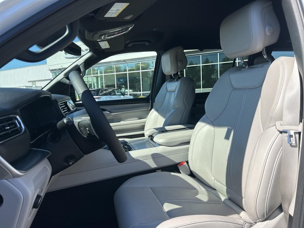 used 2025 Jeep Wagoneer L car, priced at $61,800