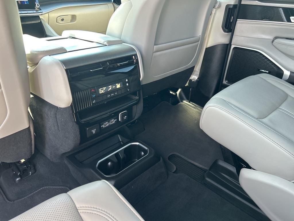 used 2025 Jeep Wagoneer L car, priced at $61,800