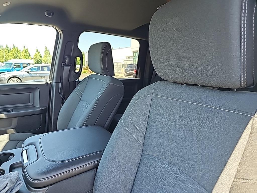 new 2025 Ram 3500 car, priced at $72,120