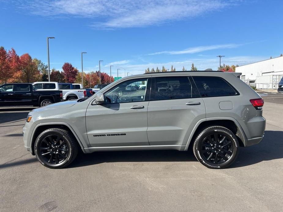 used 2021 Jeep Grand Cherokee car, priced at $29,800