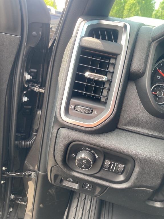 new 2025 Ram 1500 car, priced at $54,664