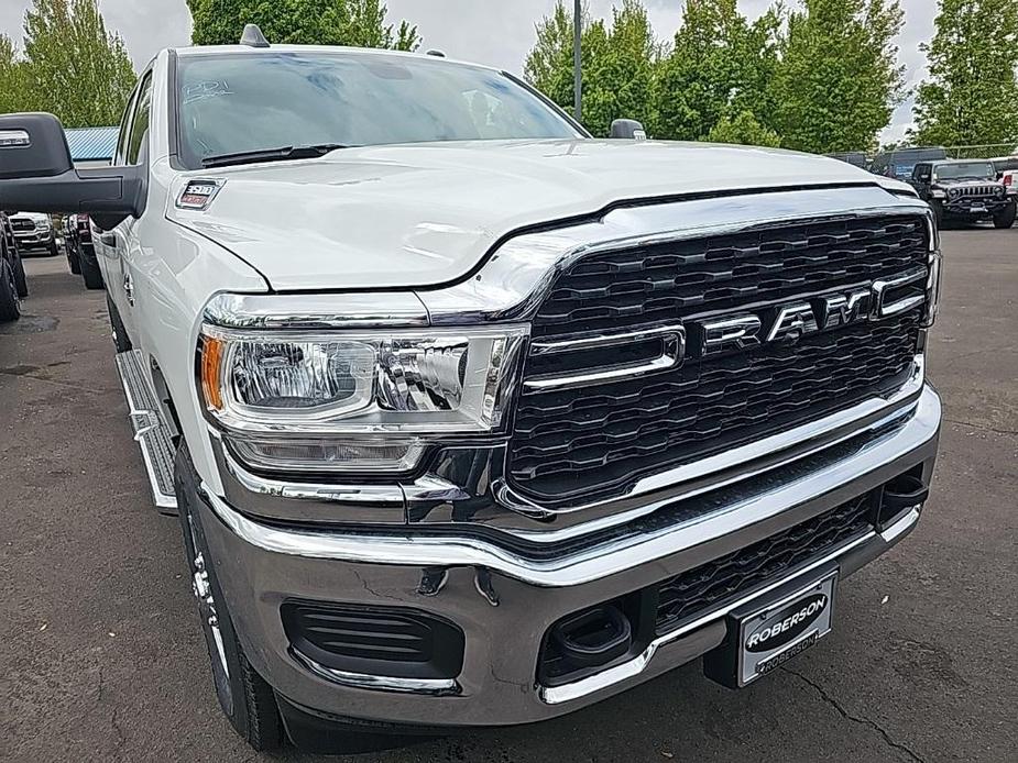 new 2024 Ram 3500 car, priced at $71,614