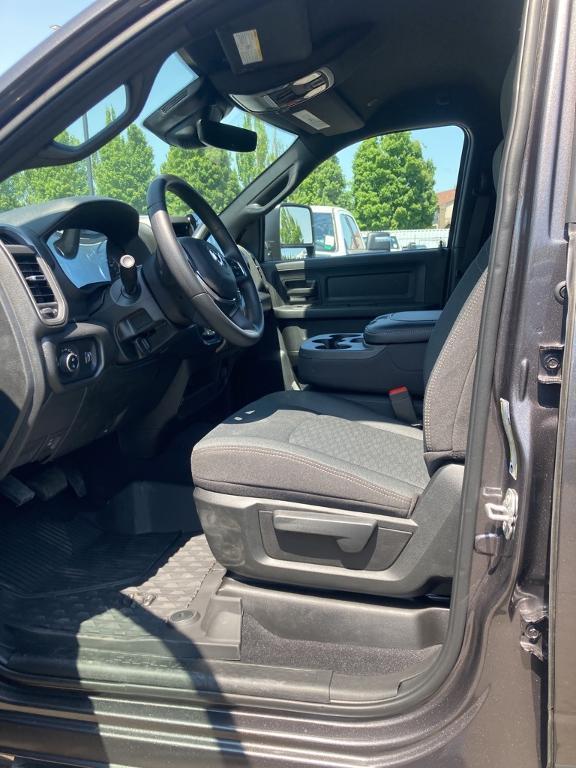 new 2025 Ram 3500 car, priced at $71,575