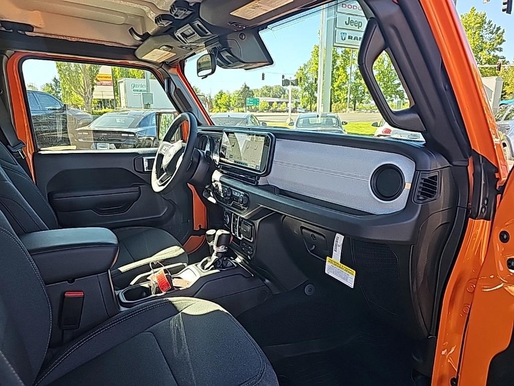 new 2025 Jeep Wrangler car, priced at $47,524