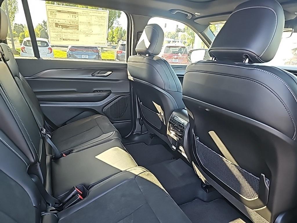 new 2025 Jeep Grand Cherokee L car, priced at $46,276