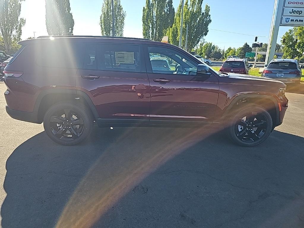 new 2025 Jeep Grand Cherokee L car, priced at $46,276