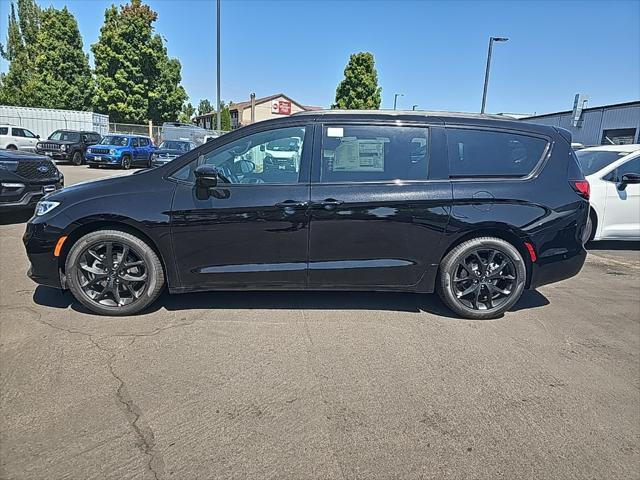 new 2024 Chrysler Pacifica car, priced at $51,300