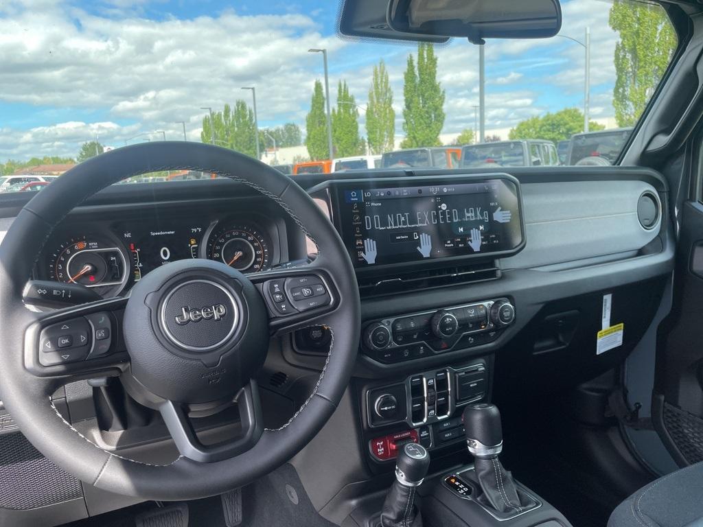 new 2025 Jeep Wrangler car, priced at $58,117