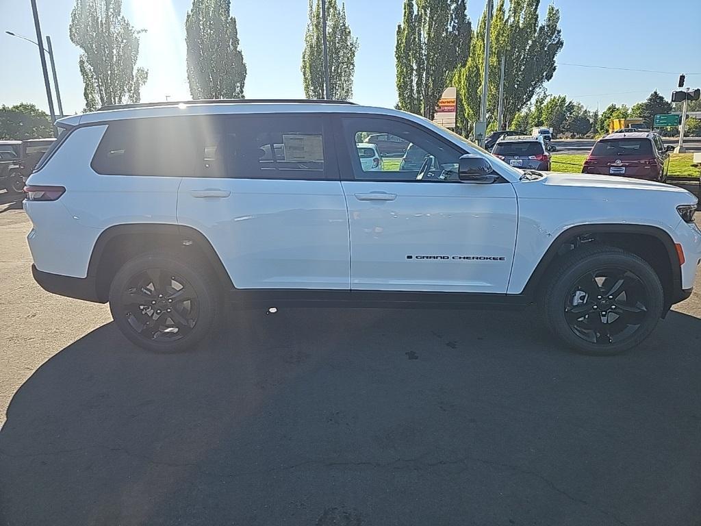new 2025 Jeep Grand Cherokee L car, priced at $45,767