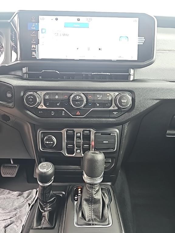 new 2025 Jeep Wrangler car, priced at $49,224