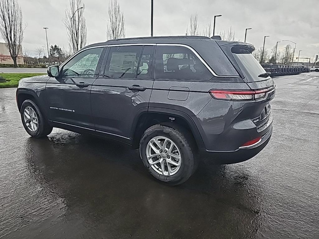 new 2025 Jeep Grand Cherokee car, priced at $35,498