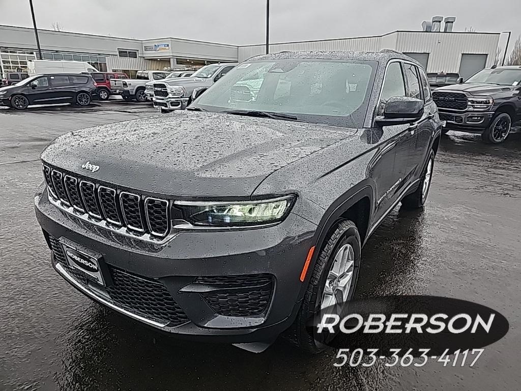 new 2025 Jeep Grand Cherokee car, priced at $35,498