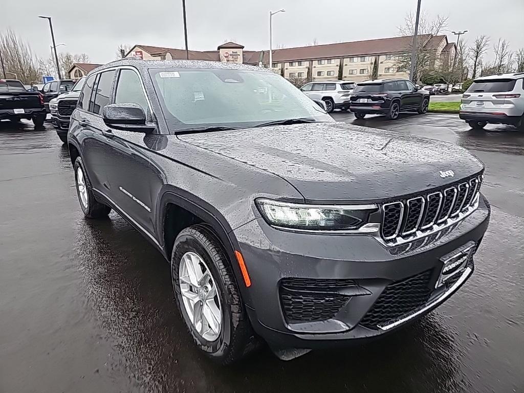 new 2025 Jeep Grand Cherokee car, priced at $35,498