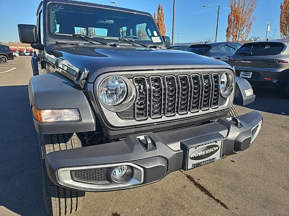 new 2024 Jeep Gladiator car, priced at $35,998