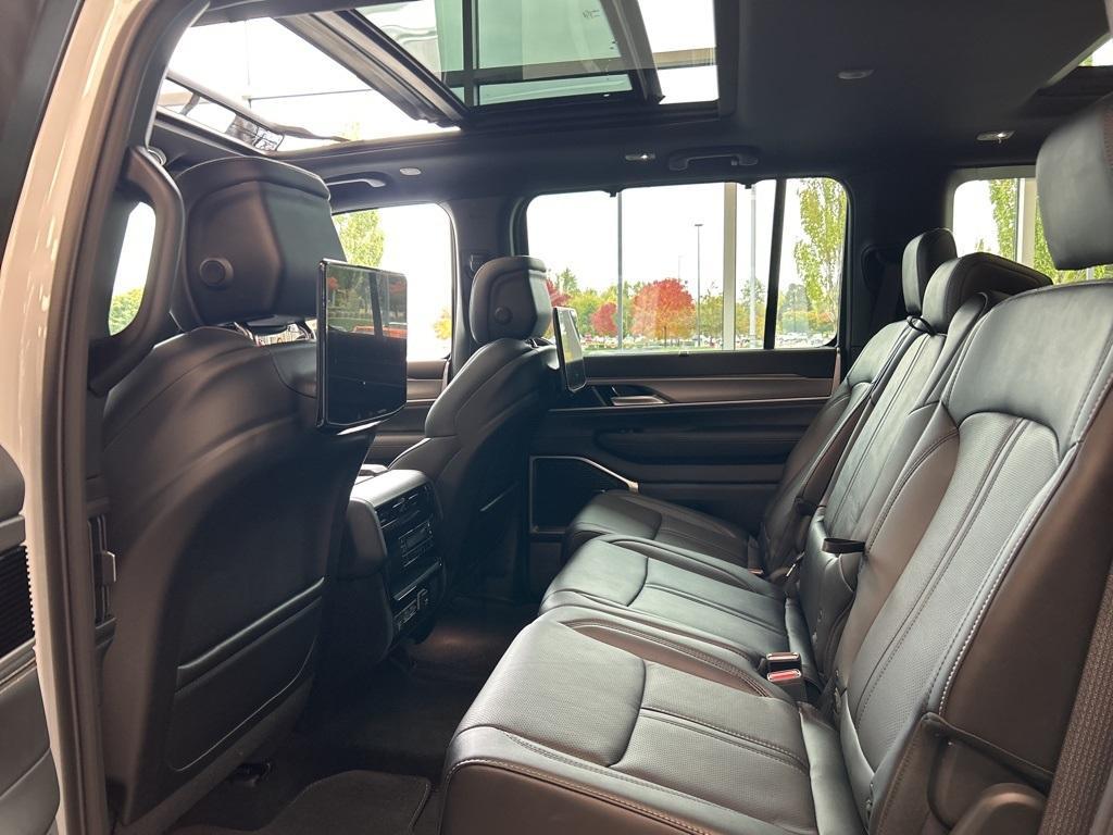 new 2025 Jeep Wagoneer L car, priced at $84,247