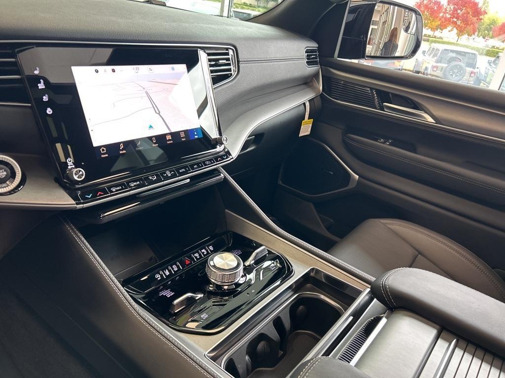 new 2025 Jeep Wagoneer L car, priced at $84,247