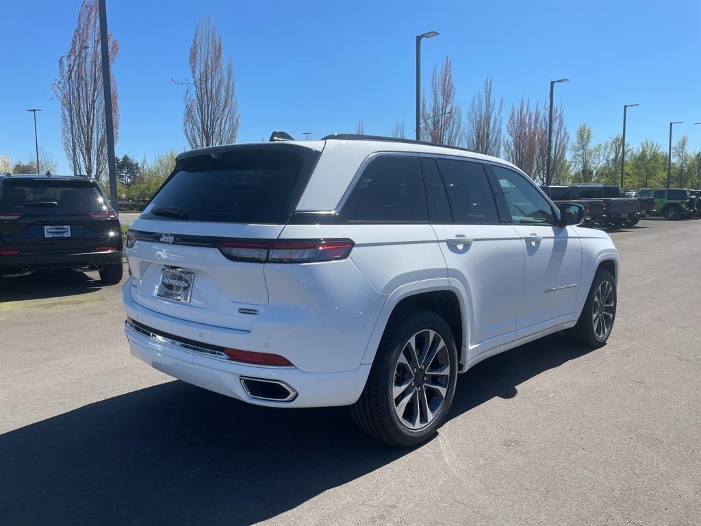 new 2025 Jeep Grand Cherokee car, priced at $62,900