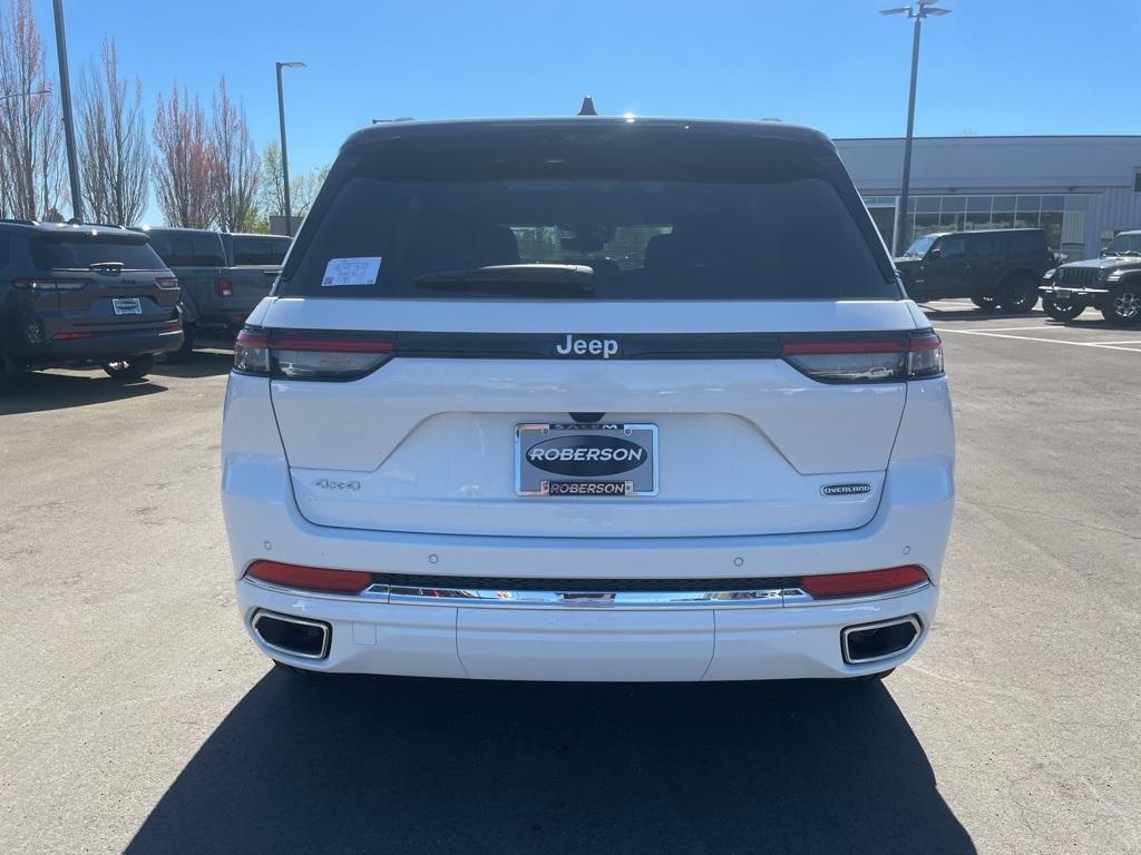 new 2025 Jeep Grand Cherokee car, priced at $62,900