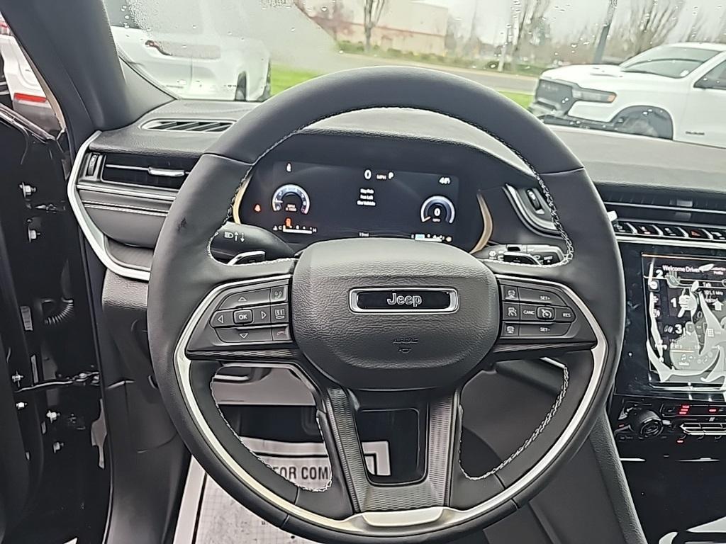 new 2025 Jeep Grand Cherokee L car, priced at $49,000