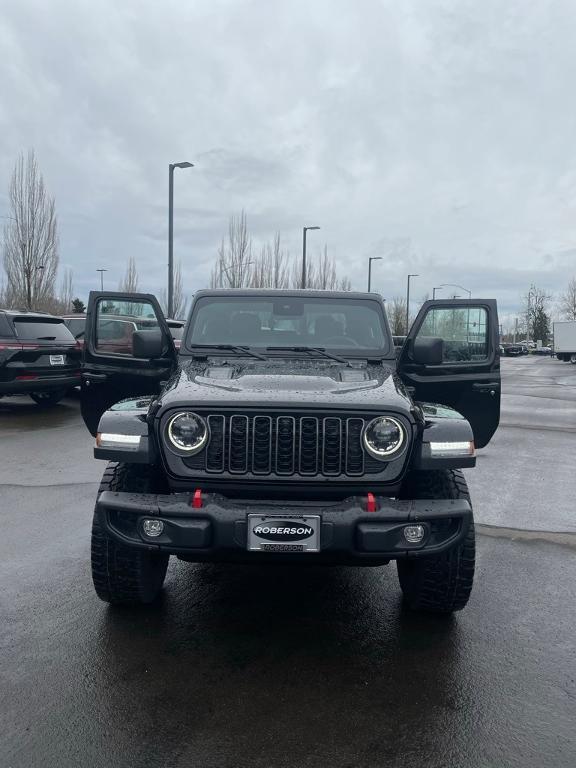 new 2025 Jeep Gladiator car, priced at $62,800