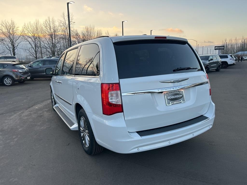 used 2014 Chrysler Town & Country car, priced at $17,998