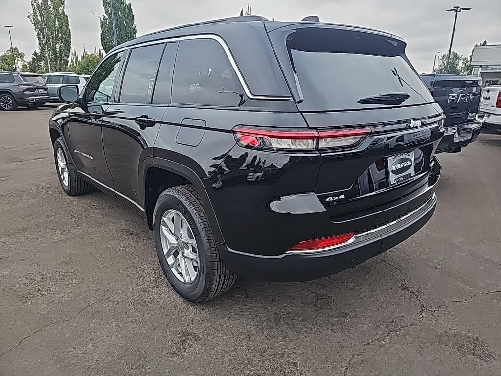 new 2025 Jeep Grand Cherokee car, priced at $41,439