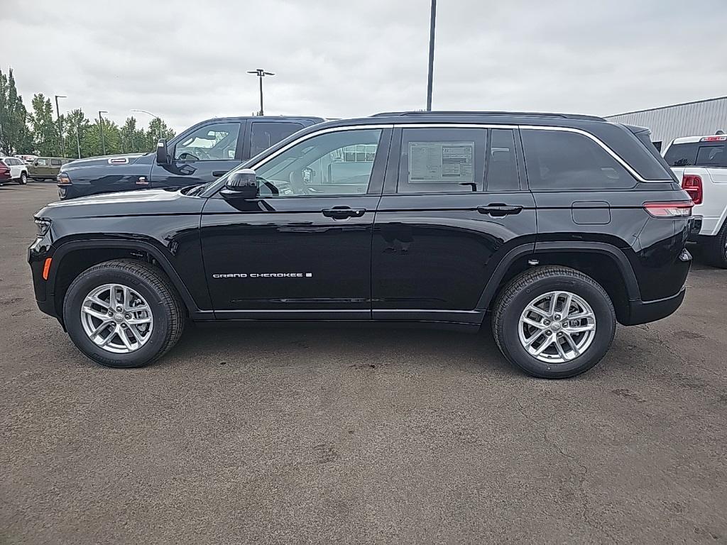 new 2025 Jeep Grand Cherokee car, priced at $41,439