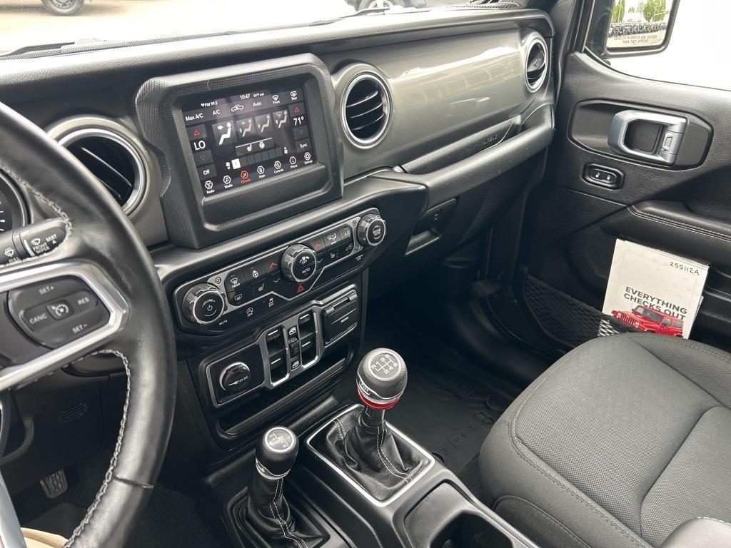 used 2021 Jeep Gladiator car, priced at $37,998