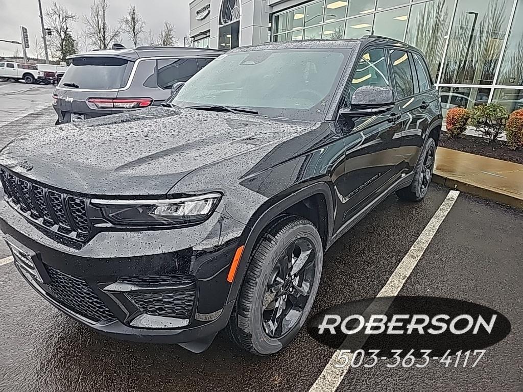 new 2025 Jeep Grand Cherokee car, priced at $46,000