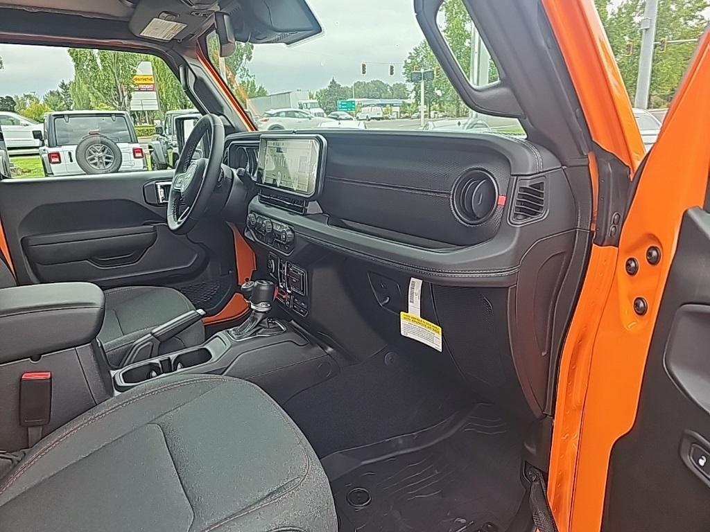 new 2025 Jeep Wrangler car, priced at $65,538
