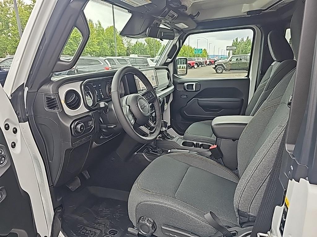 new 2025 Jeep Wrangler car, priced at $41,171