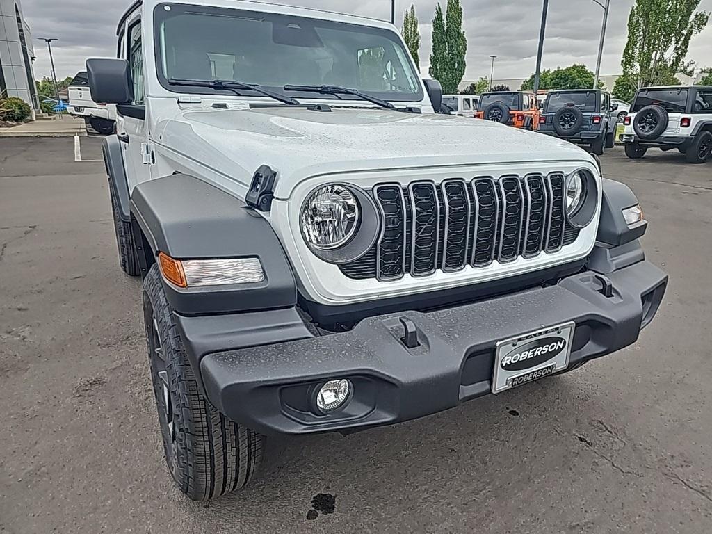 new 2025 Jeep Wrangler car, priced at $41,171