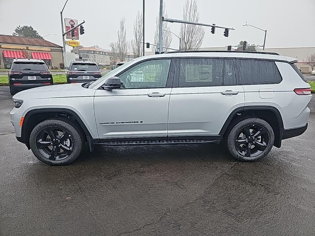 new 2025 Jeep Grand Cherokee L car, priced at $59,000