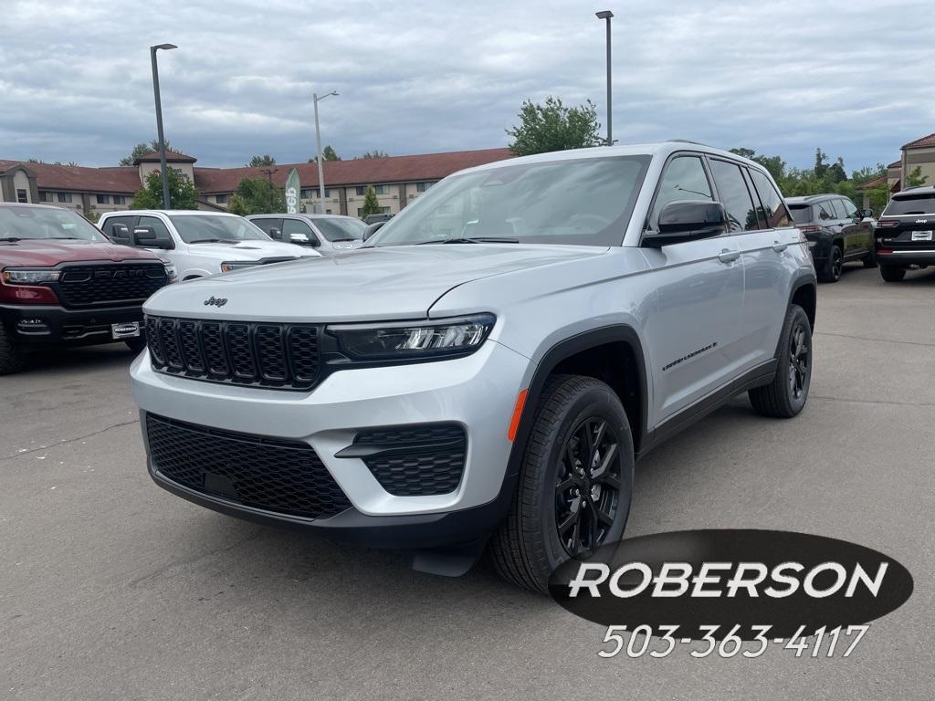 new 2025 Jeep Grand Cherokee car, priced at $43,374