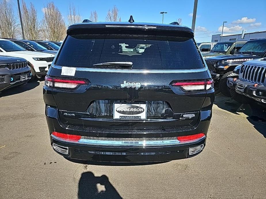 new 2024 Jeep Grand Cherokee L car, priced at $61,923