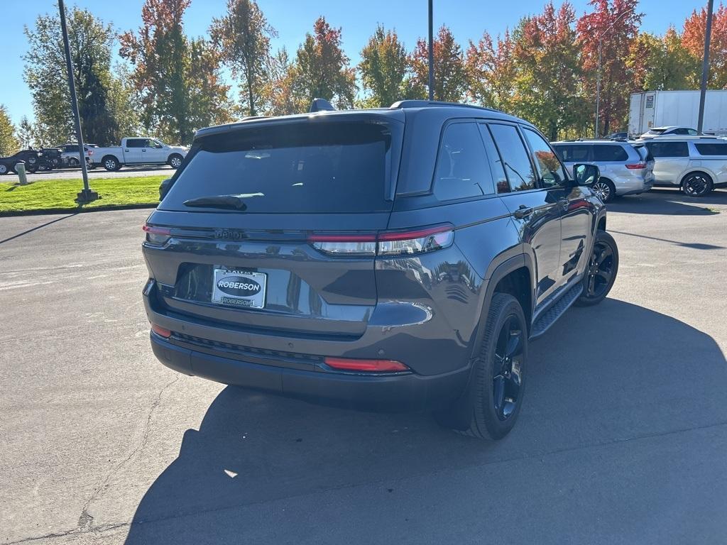 used 2024 Jeep Grand Cherokee car, priced at $34,000