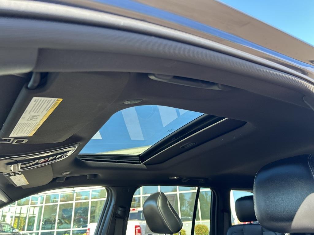 used 2024 Jeep Grand Cherokee car, priced at $34,000