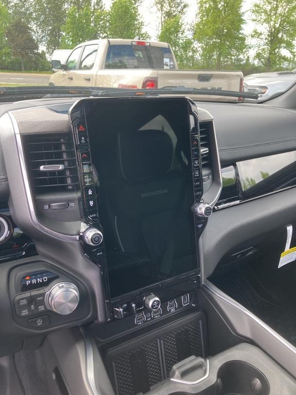 new 2025 Ram 1500 car, priced at $70,841